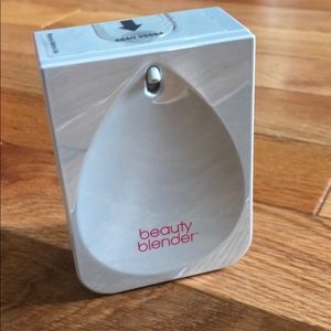 Color: 1.60 Beauty blender liquid whip foundation.